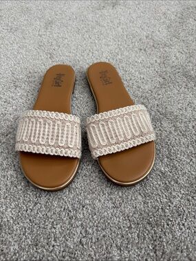 Hey Girl Beige Crochet Slide Sandals with Tan Footbed
